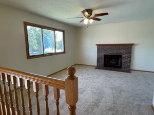 Rent 5621 s 80th